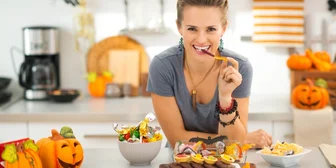 Graphic promoting Focus Group on Candies, $100 payout, happening October 20, 2025