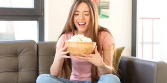 Graphic promoting Focus Group in Chicago on Snacks, $150 payout, happening October 21, 2025