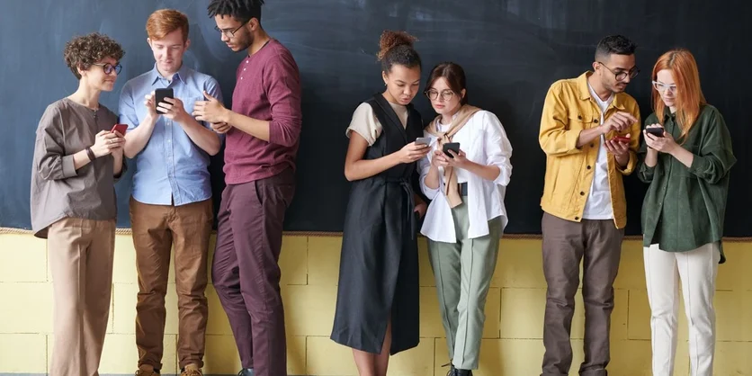 Research Study on Social Media Apps - $175 - $175 - 09/19/2026